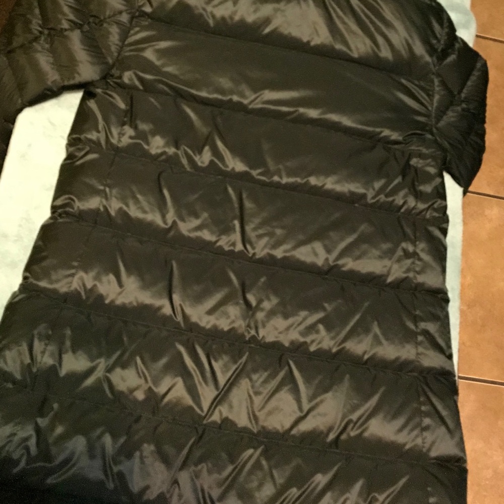 Burberry Kington Archive Logo Down Hooded Coat - Picture 5 of 8